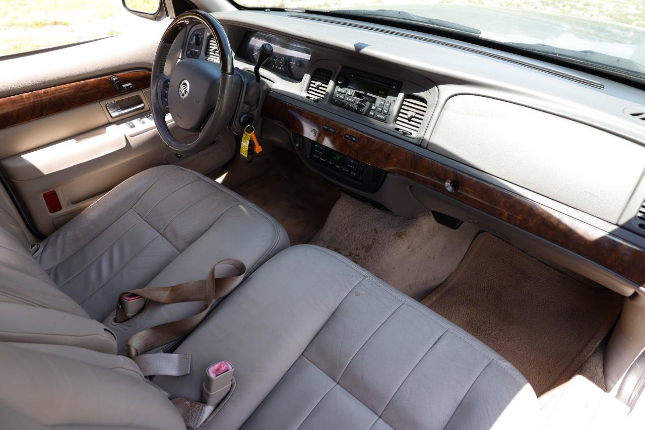 Used 2009 Mercury Grand Marquis LS RWD image 16