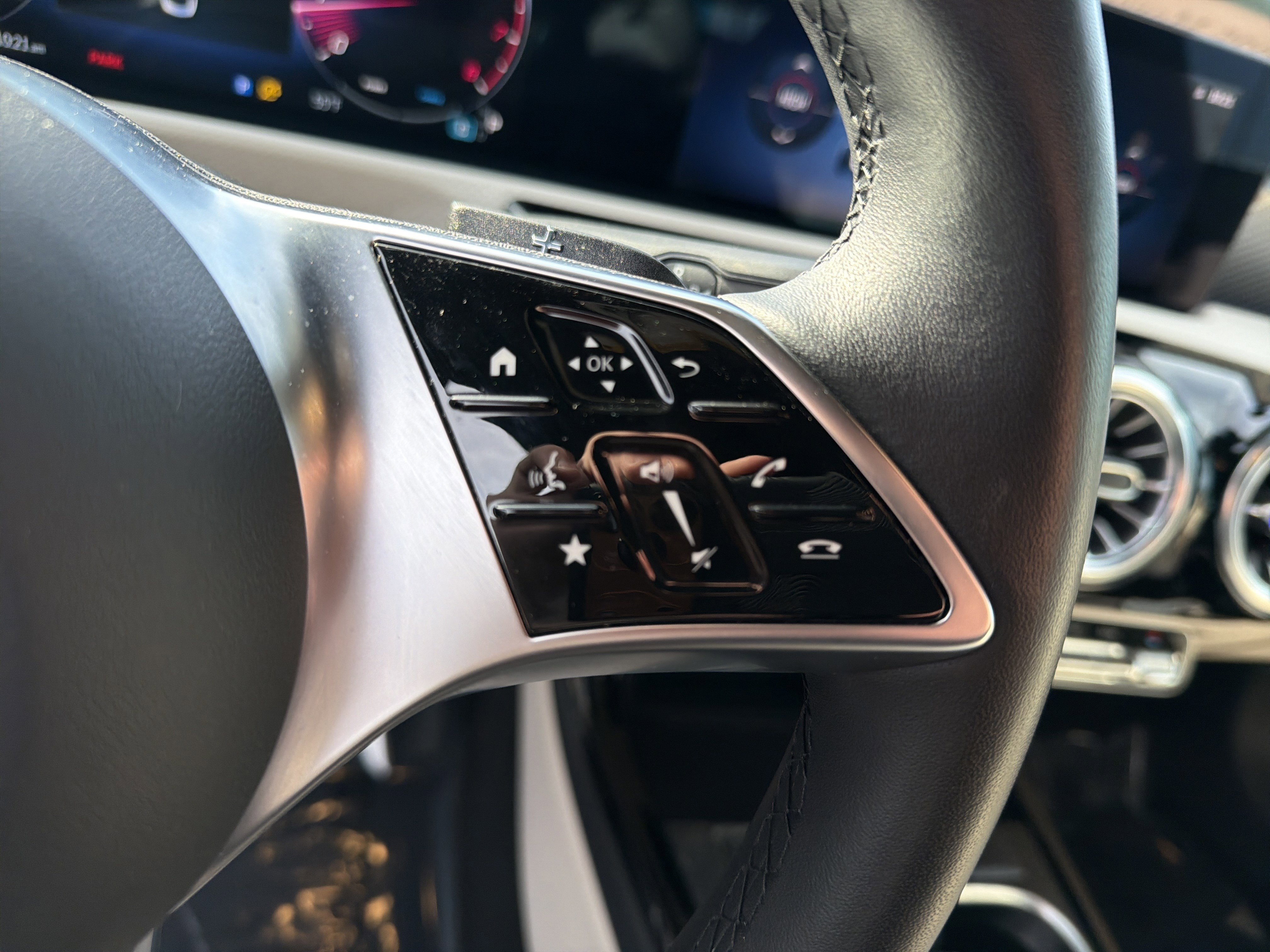 Certified 2025 Mercedes-Benz CLA 250 image 17