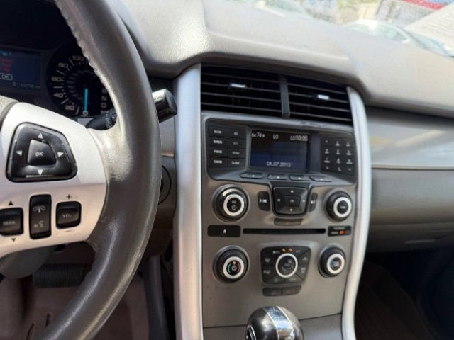 Used 2012 Ford Edge SEL AWD/4WD image 24
