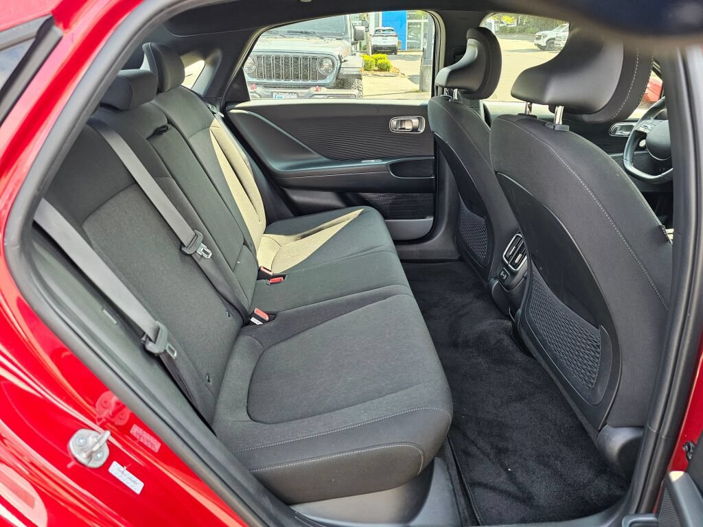 Used 2024 Hyundai Ioniq 6 SE AWD/4WD image 26