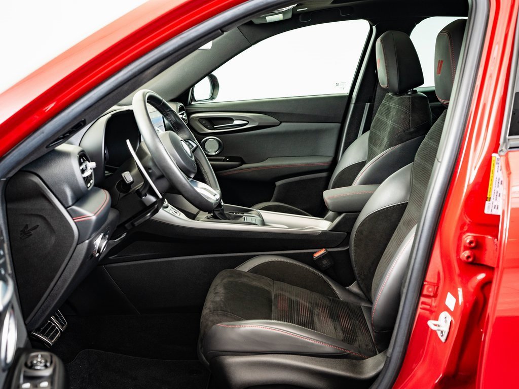 Used 2024 Dodge Hornet R/T Plus image 21