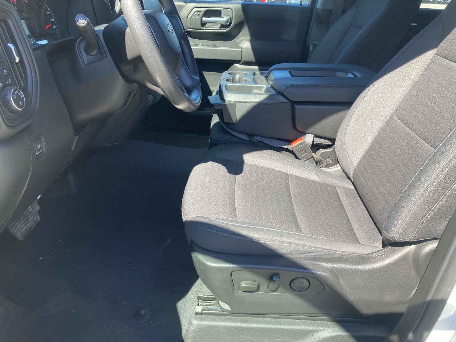 Used 2024 Chevrolet Silverado 2500 Custom w/ Custom Convenience Package image 12