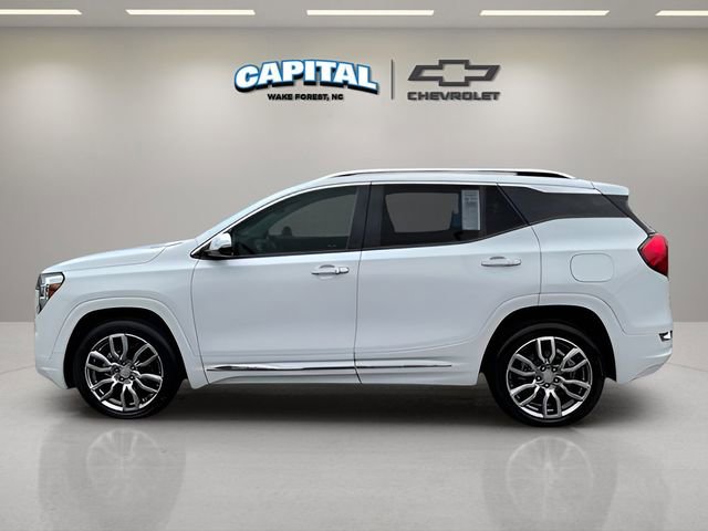 Used 2023 GMC Terrain Denali image 8