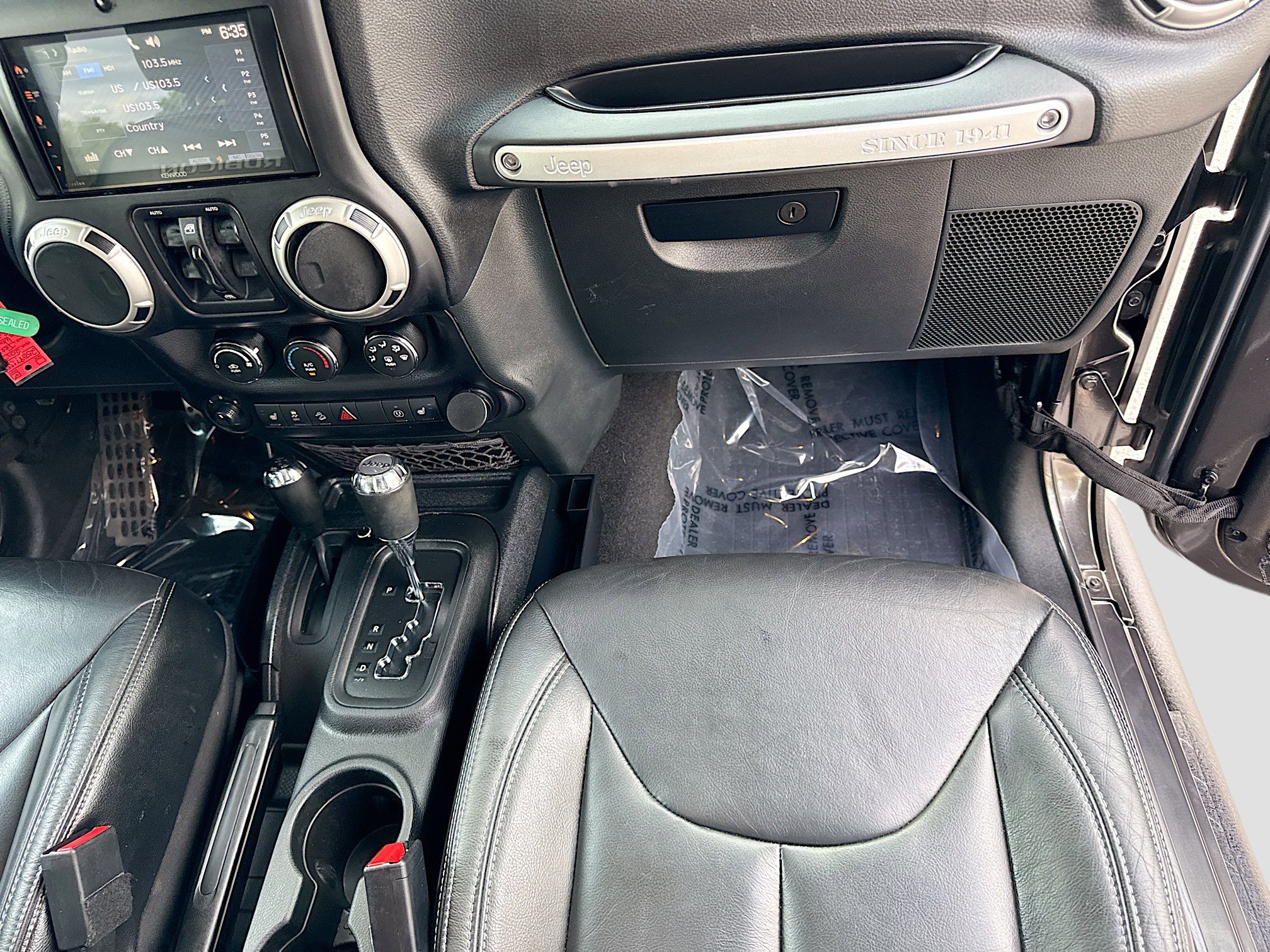 Used 2017 Jeep Wrangler Unlimited Rubicon w/ Dual Top Group AWD/4WD image 16