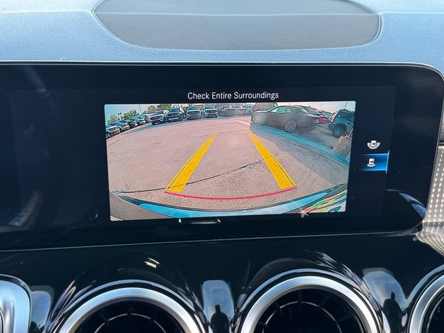 Used 2023 Mercedes-Benz GLB 250 4MATIC image 25