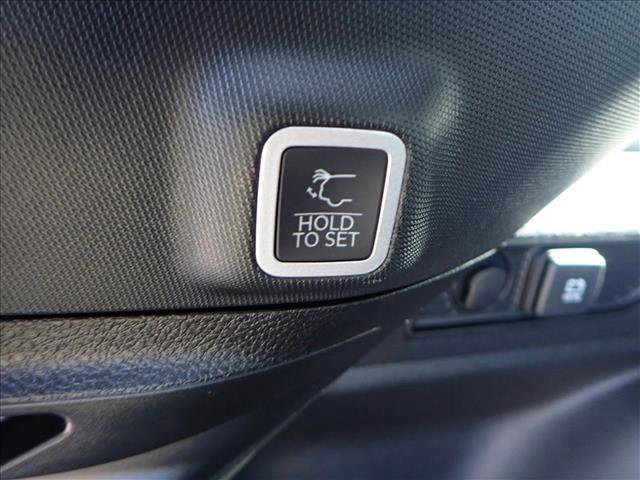 New 2026 Jeep Grand Cherokee Limited Reserve image 9