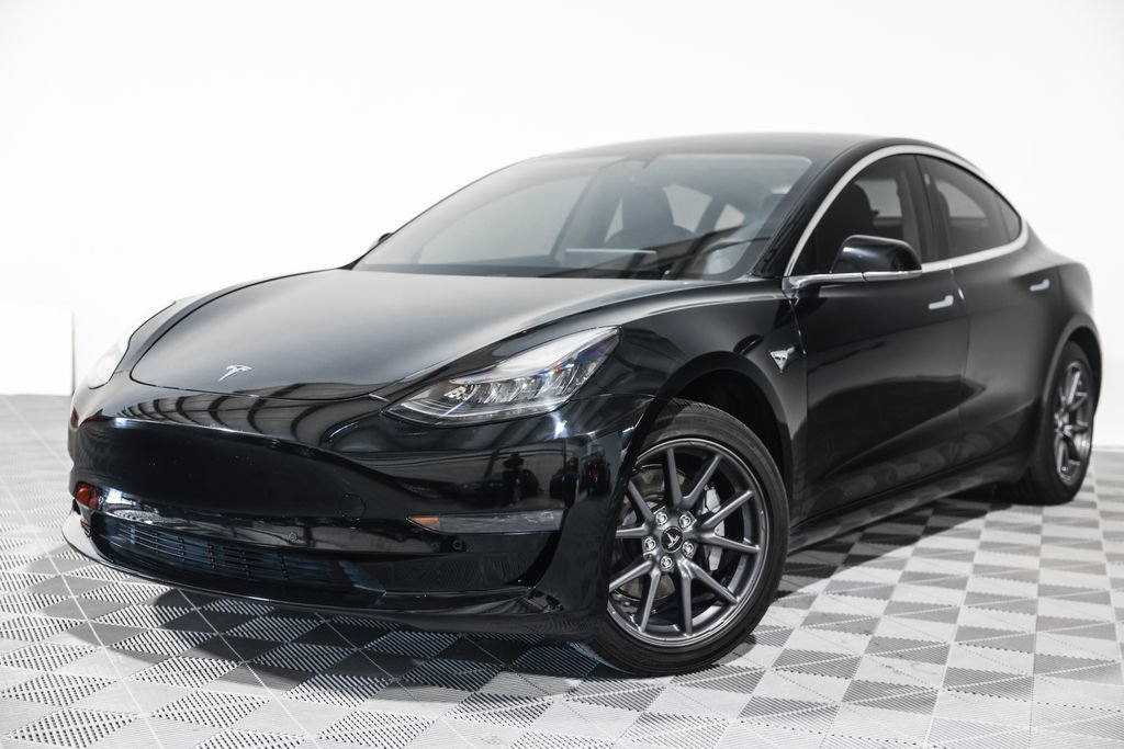 Used 2019 Tesla Model 3 Standard Range Plus RWD image 9