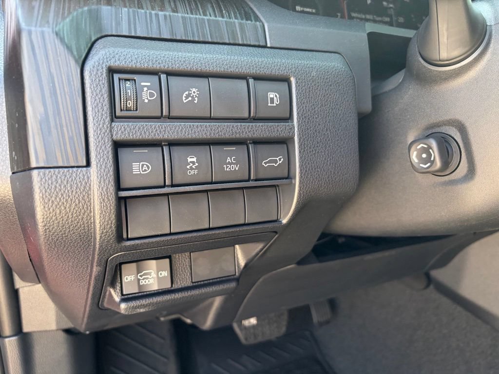 Used 2026 Toyota 4Runner Platinum AWD/4WD image 27