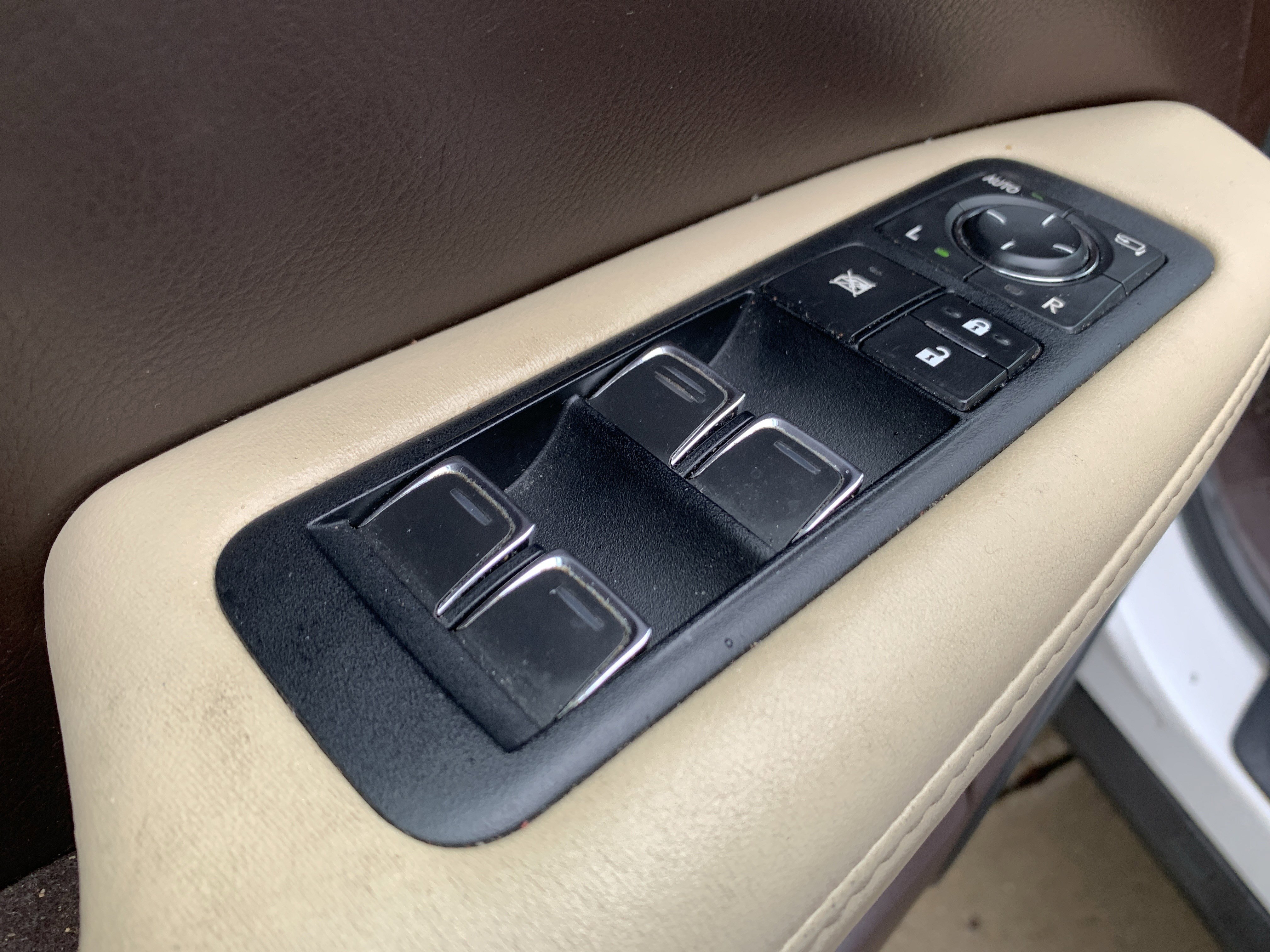 Used 2017 Lexus RX 350 350 w/ Premium Package image 15