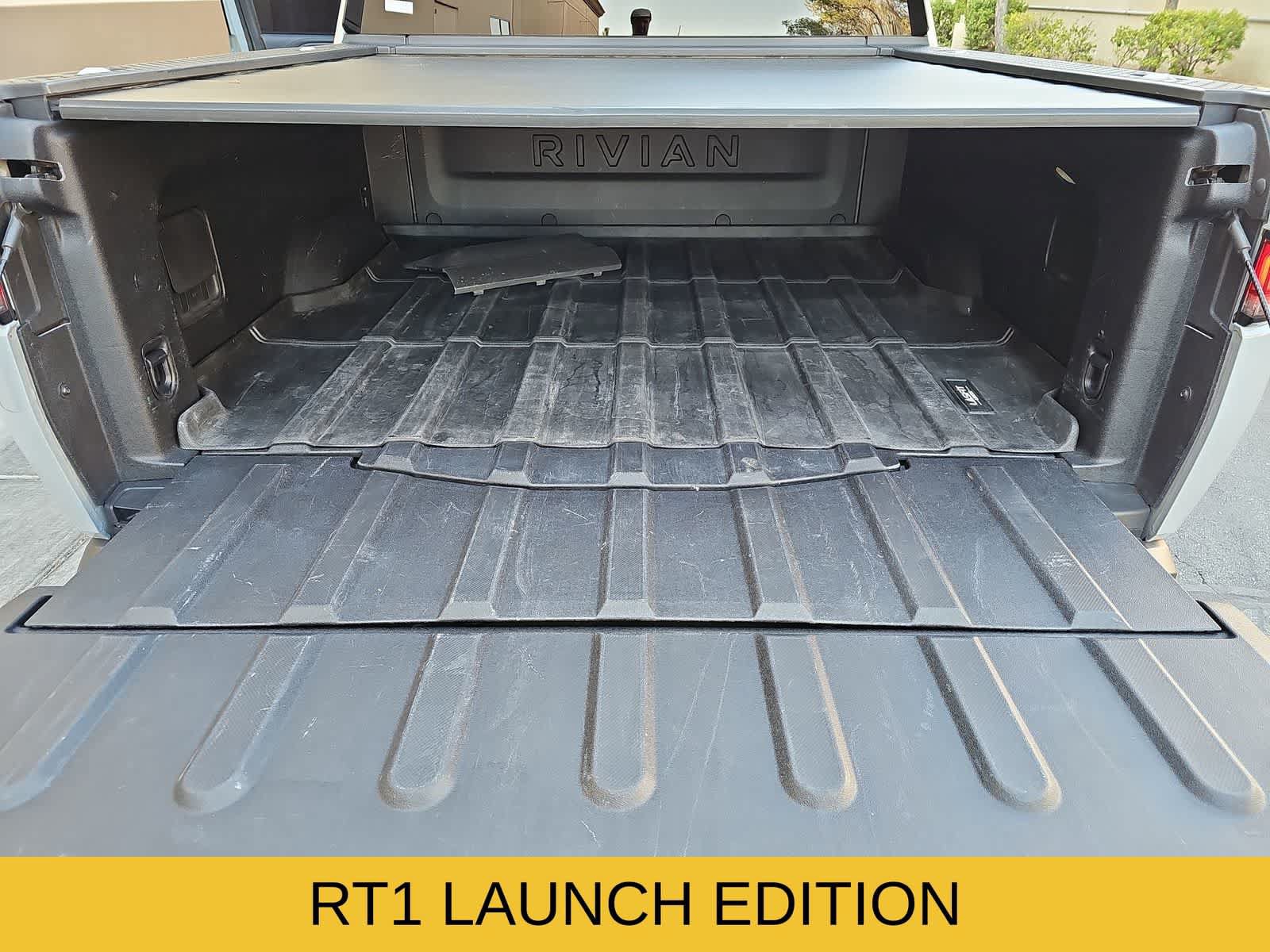 Used 2022 Rivian R1T Launch Edition AWD/4WD image 23