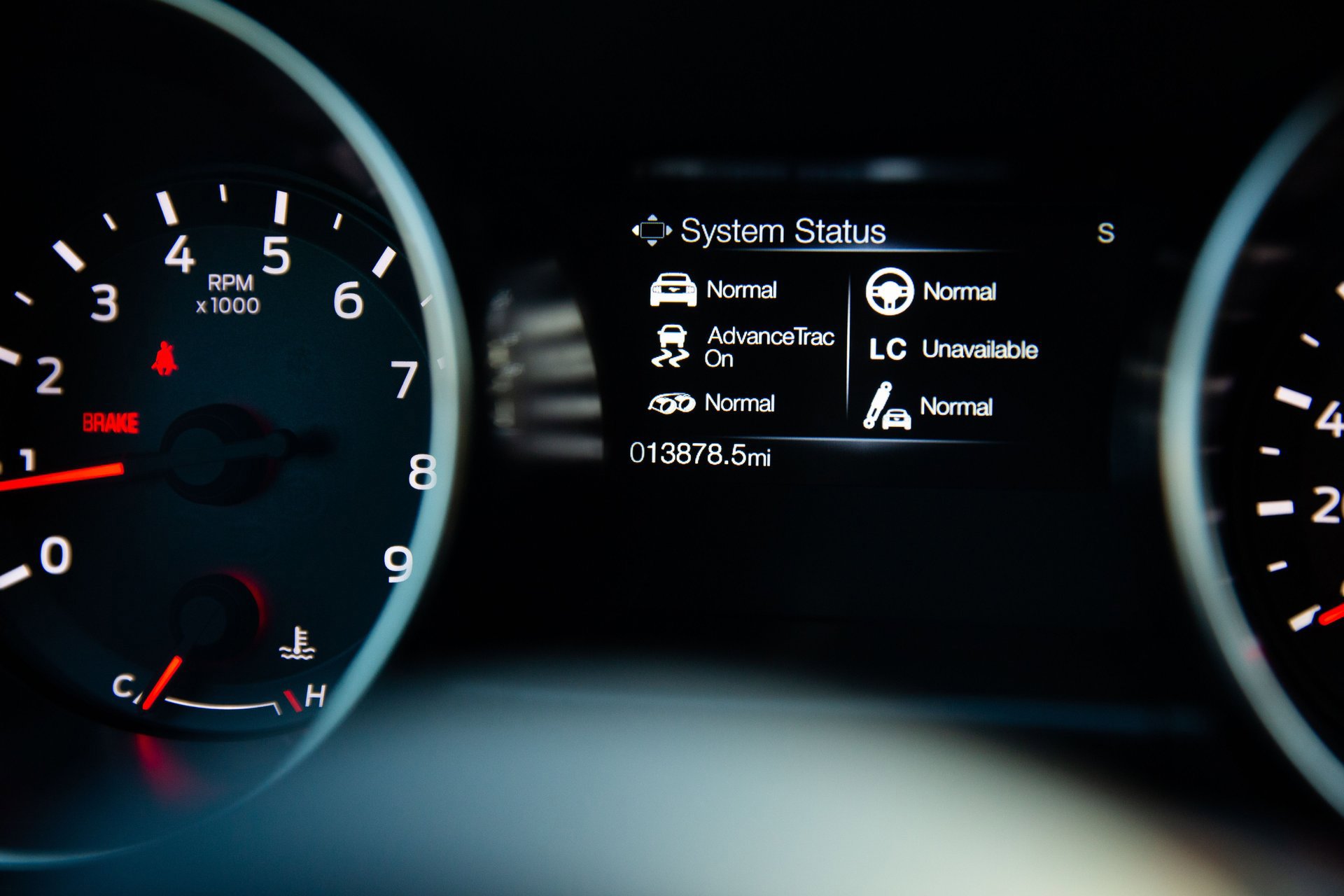 Used 2019 Ford Mustang Shelby GT350 w/ Technology Package image 40