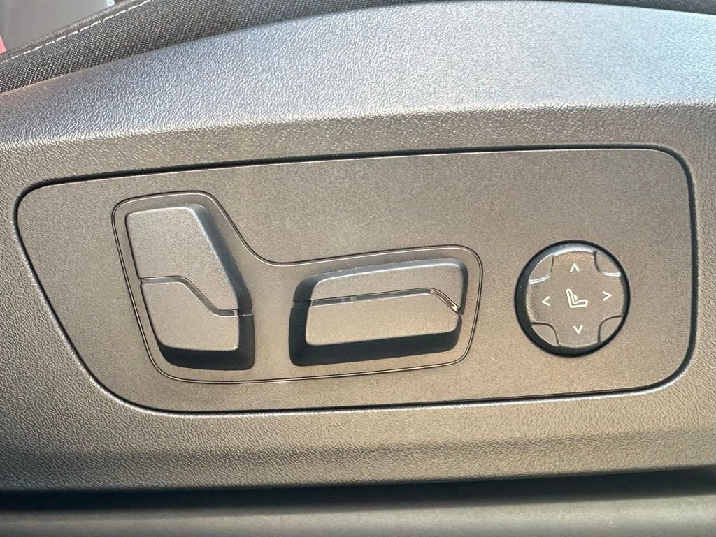 Used 2023 BMW X1 xDrive28i w/ Premium Package image 48