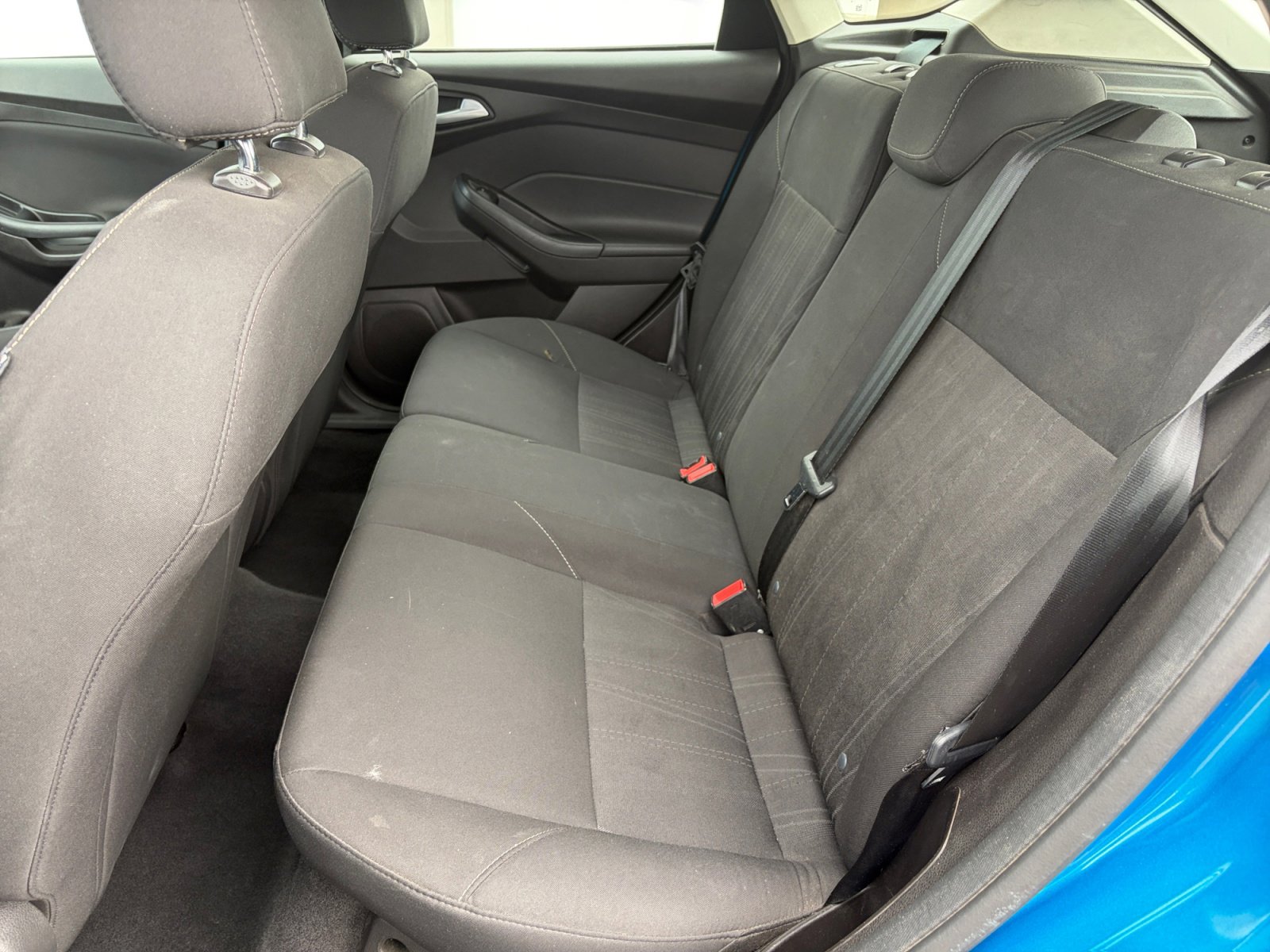 Used 2016 Ford Focus SE FWD image 25