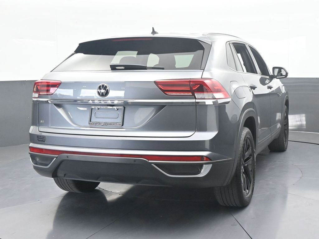 Used 2022 Volkswagen Atlas Cross Sport SE w/ Black Wheel Package image 5