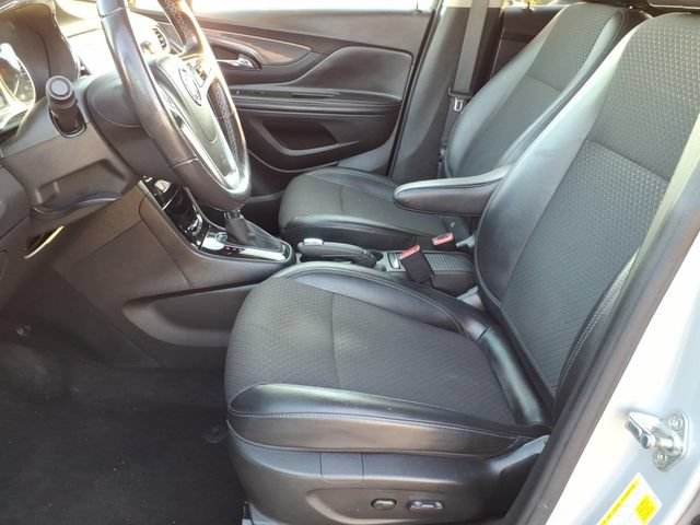 Used 2021 Buick Encore Preferred AWD/4WD image 5