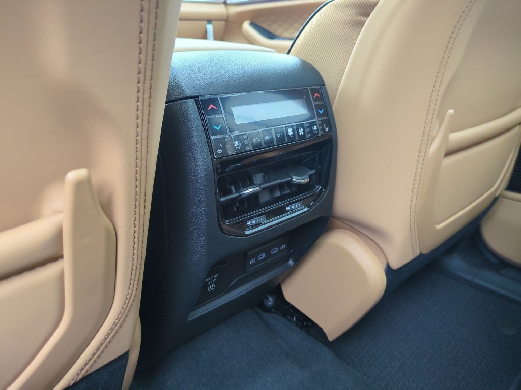New 2027 Jeep Grand Cherokee L Summit AWD/4WD image 32