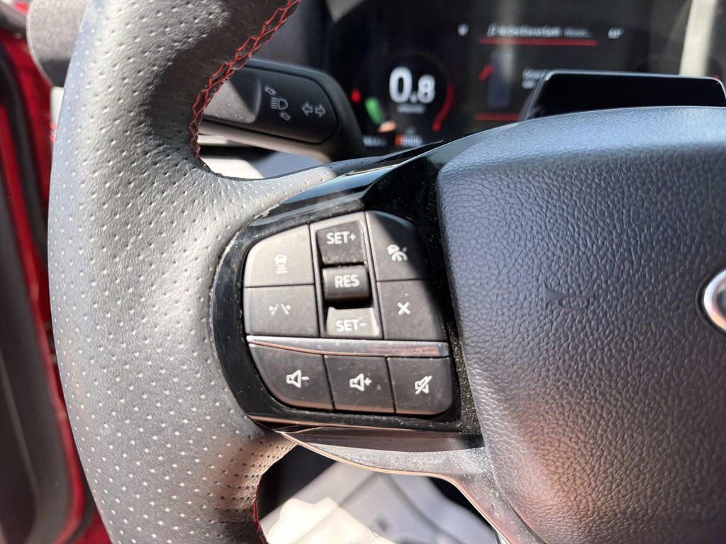 Used 2025 Ford Explorer ST-Line AWD/4WD image 17