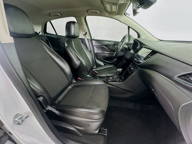 Used 2018 Buick Encore Sport Touring image 7