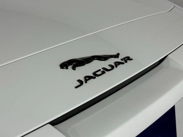 Certified 2024 Jaguar F-TYPE R image 9