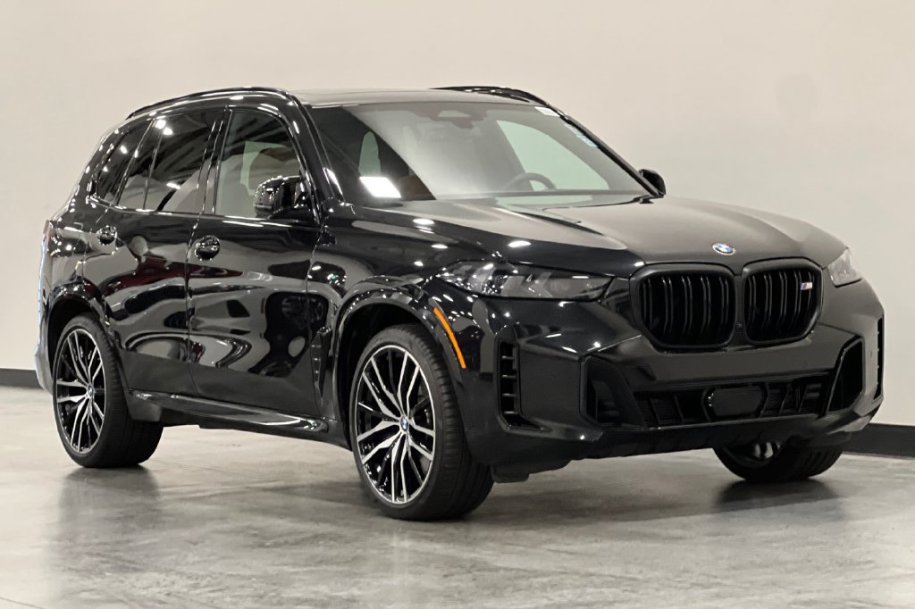 Used 2024 BMW X5 M60i w/ Climate Comfort Package AWD/4WD image 2