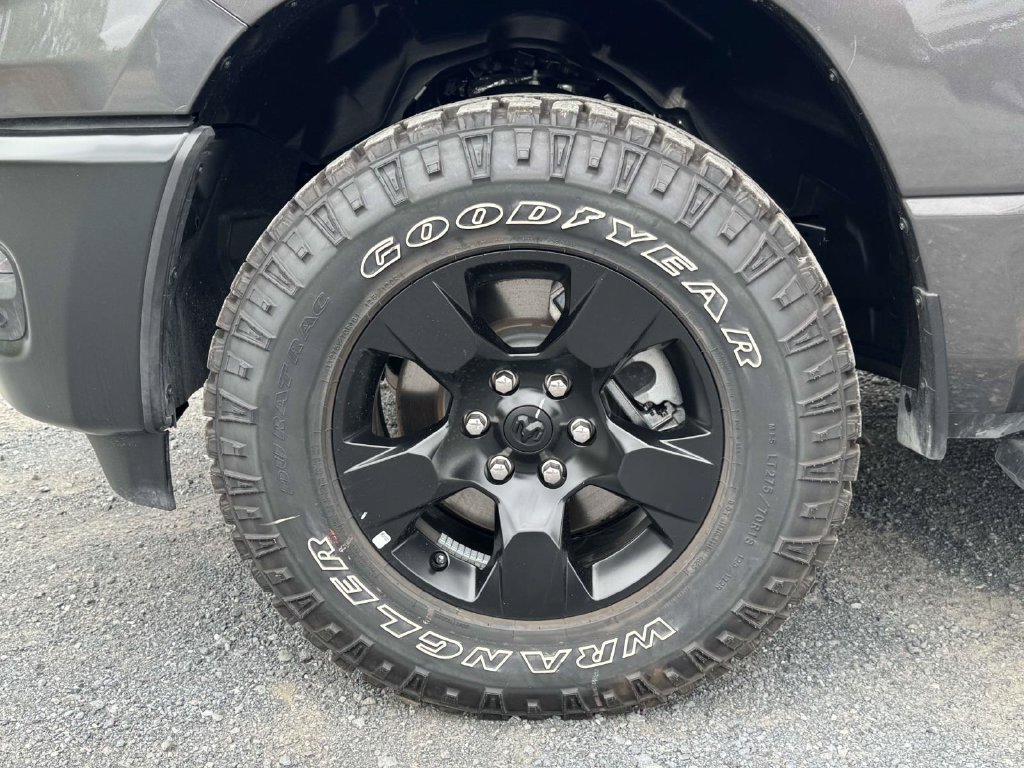 Used 2026 RAM 1500 Warlock AWD/4WD image 30