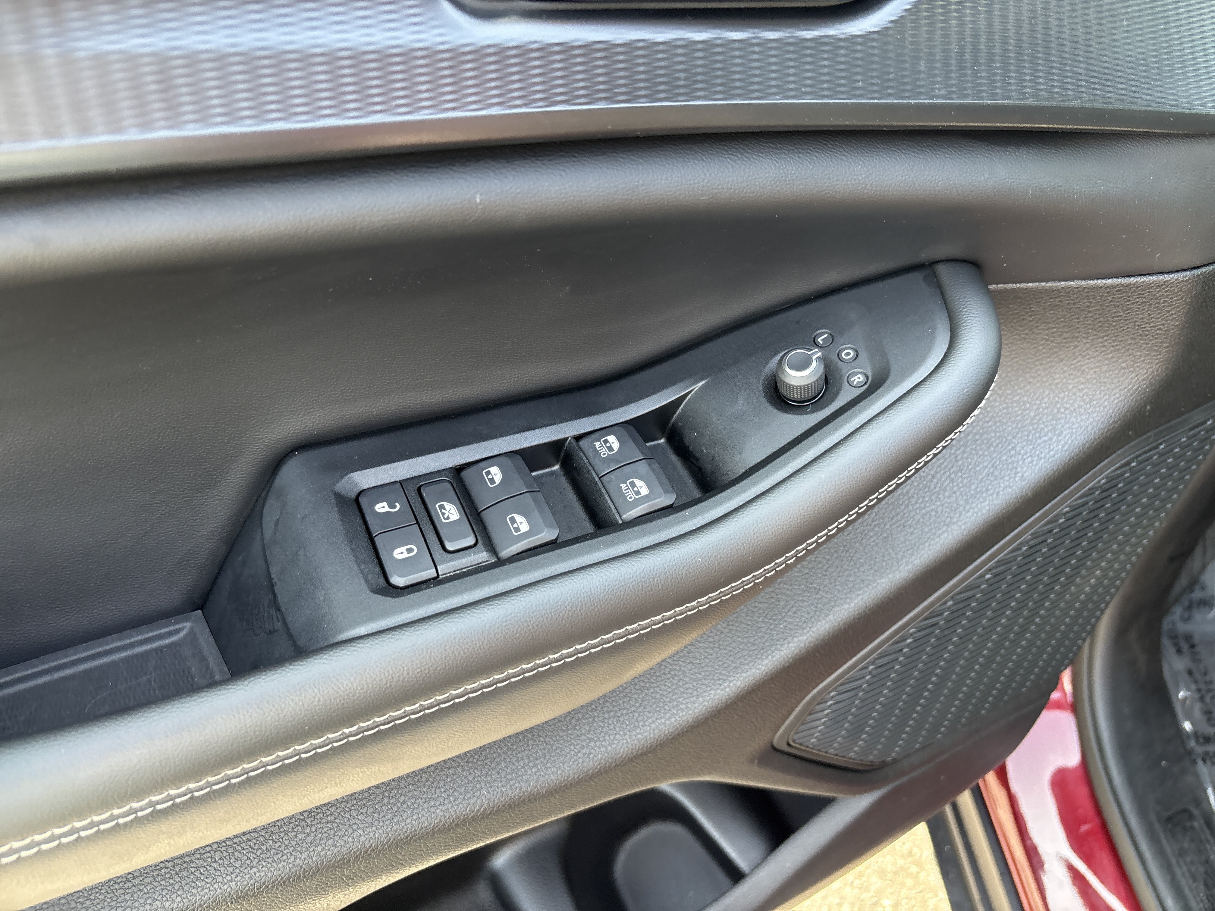 Used 2023 Jeep Grand Cherokee Altitude RWD image 16