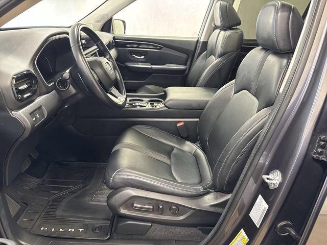 Used 2024 Honda Pilot Touring image 10