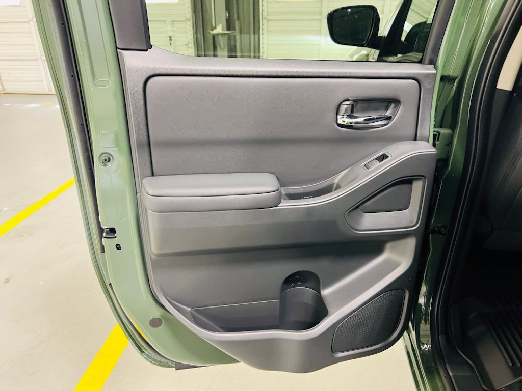 New 2027 Nissan Frontier SV RWD image 22