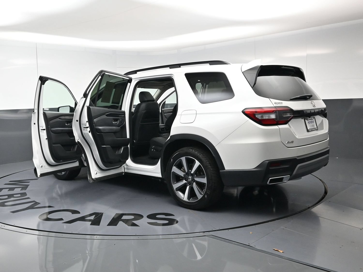 Used 2023 Honda Pilot Touring image 30