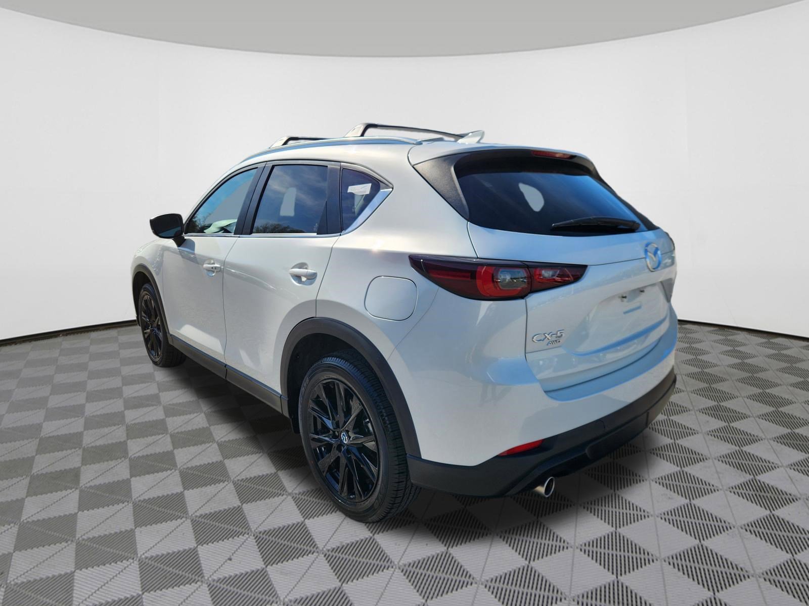 Certified 2025 MAZDA CX-5 Carbon Edition image 3