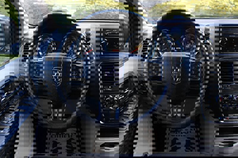 Used 2012 Dodge Grand Caravan SE image 16