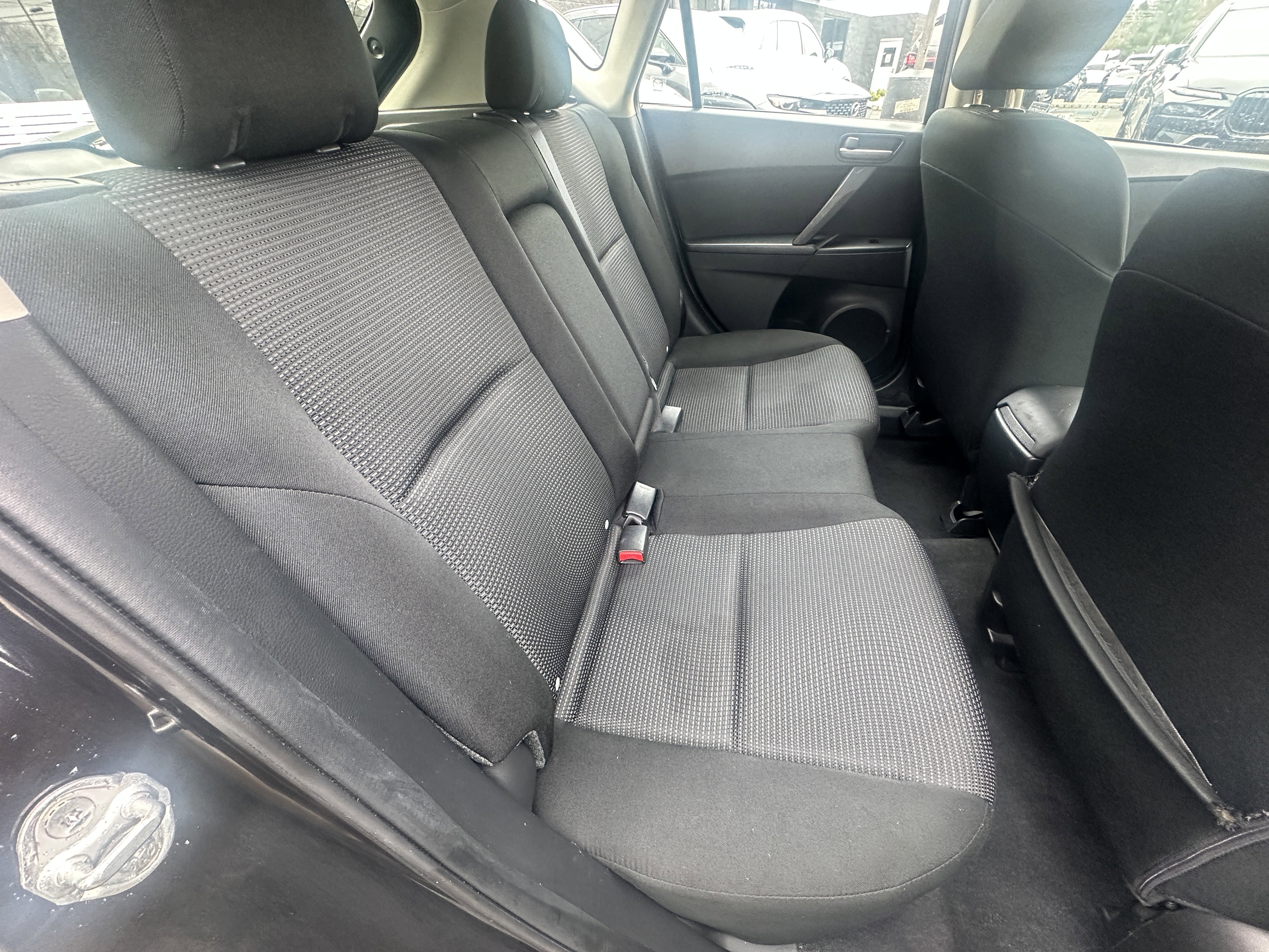 Used 2013 MAZDA MAZDA3 i Touring image 22