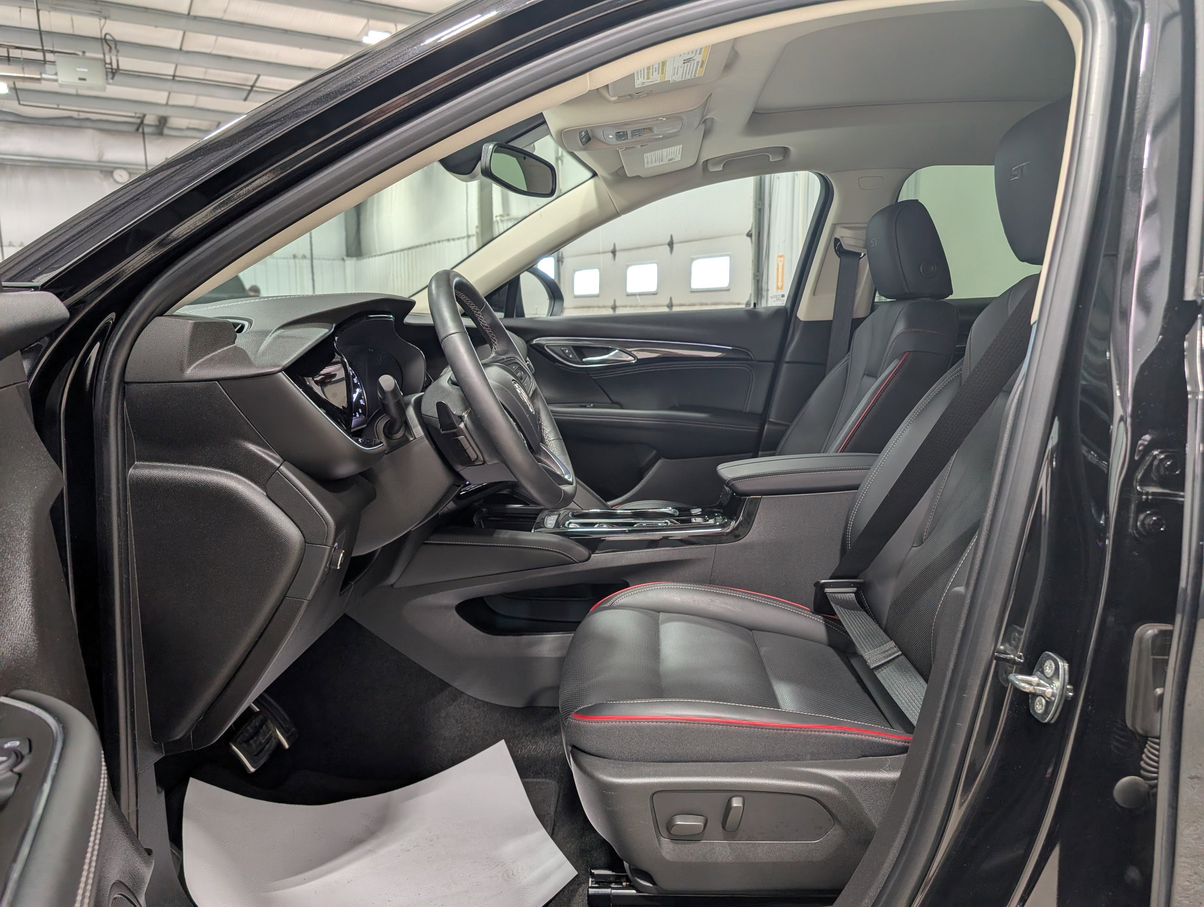 Used 2023 Buick Envision Essence w/ Sport Touring Package AWD/4WD image 14