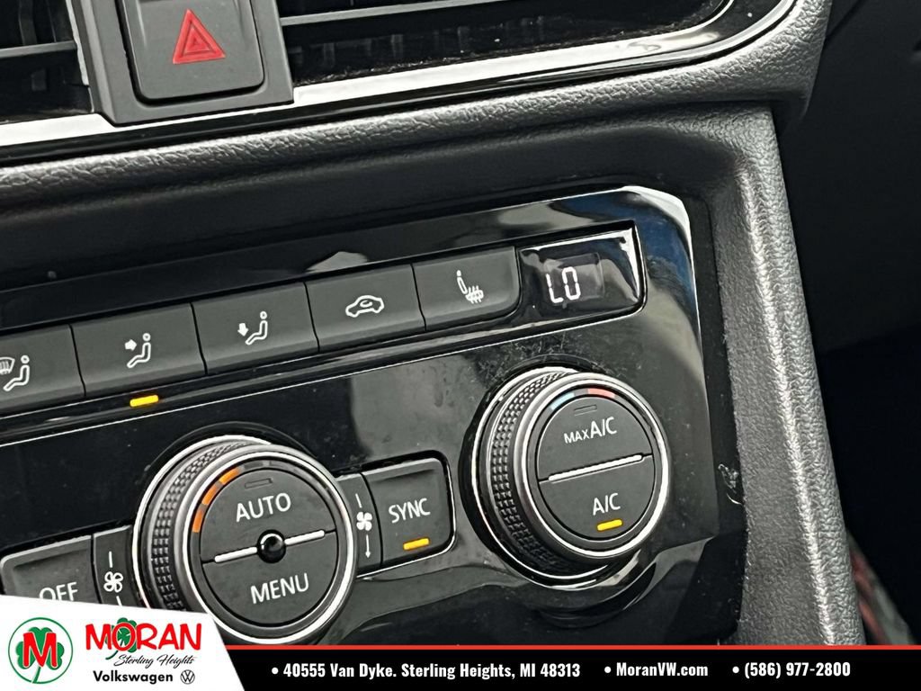 Certified 2023 Volkswagen Taos SEL AWD/4WD image 29