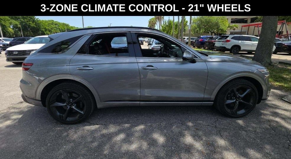Used 2026 Genesis GV70 2.5T Sport Prestige AWD/4WD image 4