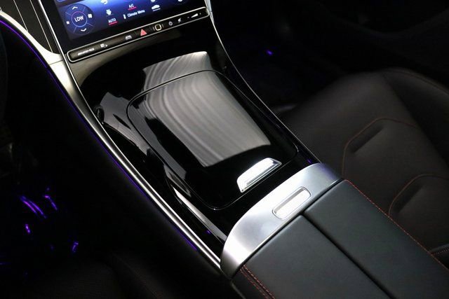 Certified 2024 Mercedes-Benz GLC 43 AMG 4MATIC image 31