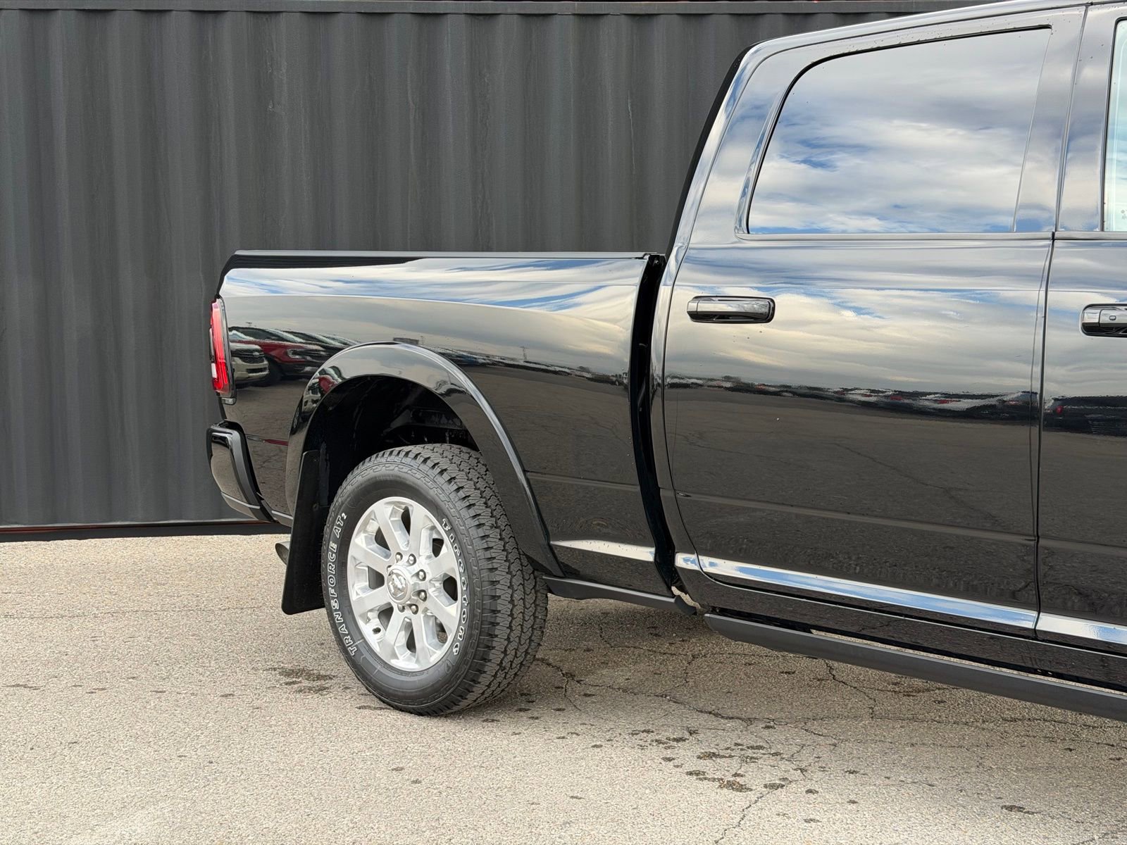 Used 2020 RAM 3500 Laramie image 5