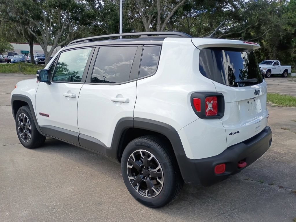 Certified 2023 Jeep Renegade Trailhawk AWD/4WD image 7