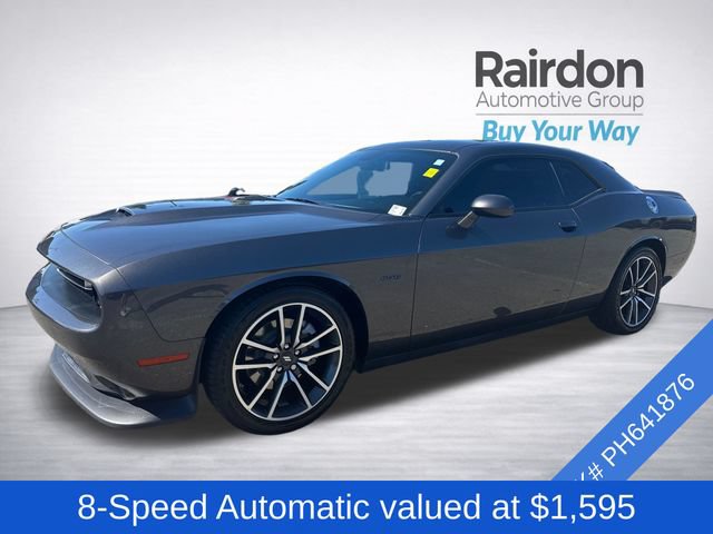 Used 2023 Dodge Challenger R/T w/ Plus Package RWD image 3
