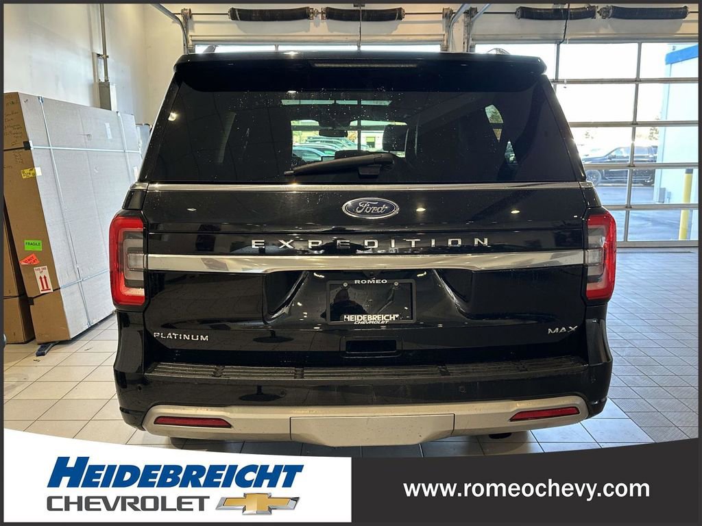 Used 2022 Ford Expedition Max Platinum image 4