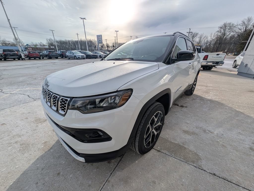 New 2026 Jeep Compass Limited image 9