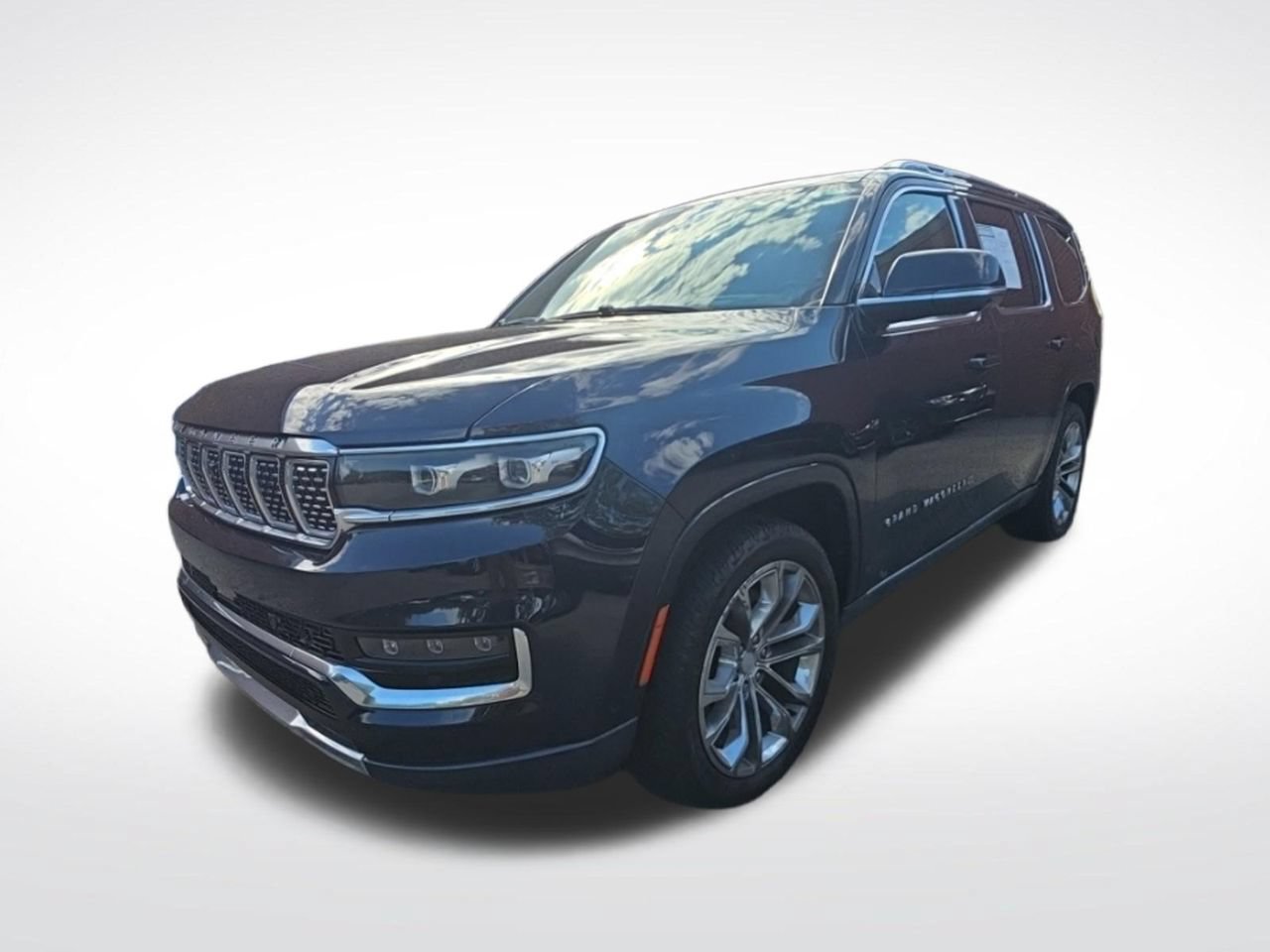 Used 2022 Jeep Grand Wagoneer Series II w/ Convenience Group III AWD/4WD image 3