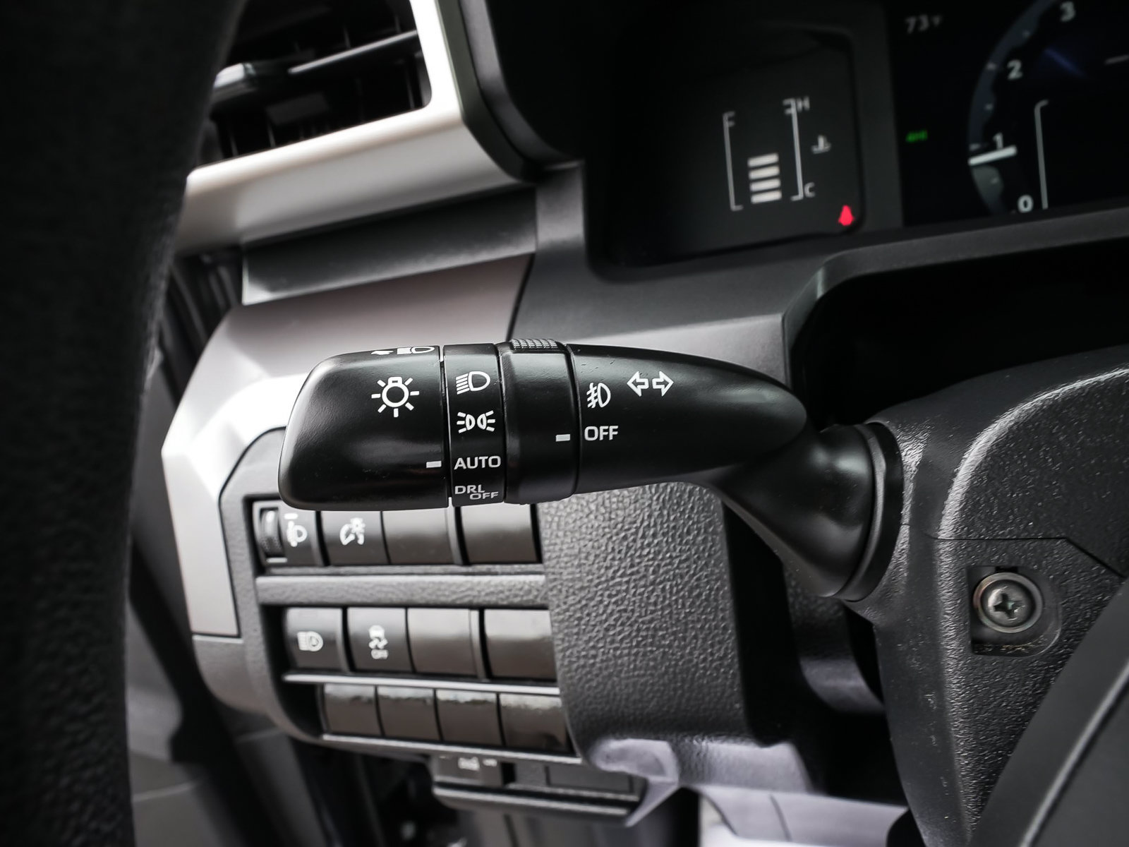 Used 2024 Toyota Tacoma SR5 AWD/4WD image 23
