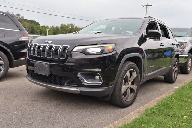 Used 2019 Jeep Cherokee Limited AWD/4WD image 2