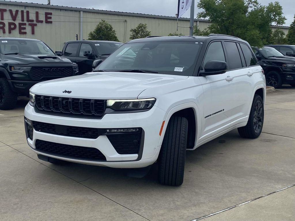 New 2026 Jeep Grand Cherokee Summit w/ Obsidian Package AWD/4WD image 34