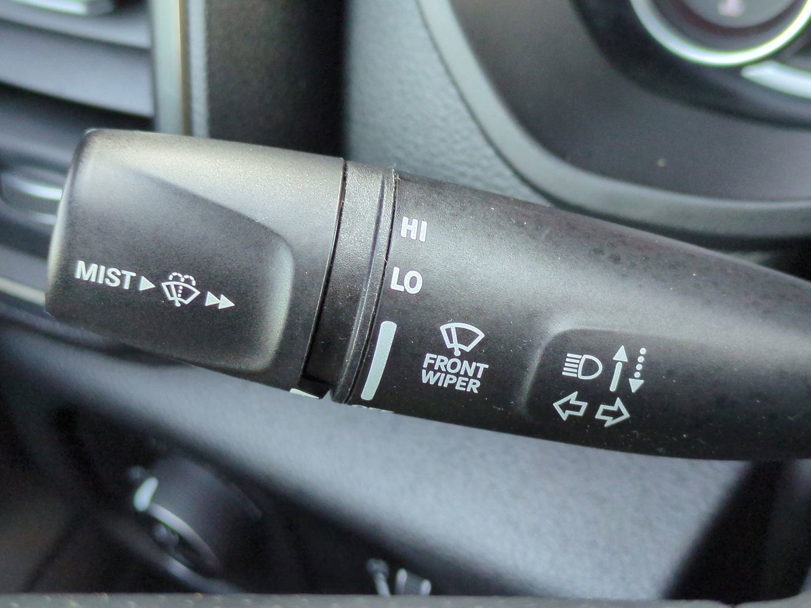 Used 2020 RAM 1500 Sport w/ Level 2 Equipment Goup w/2_L AWD/4WD image 29