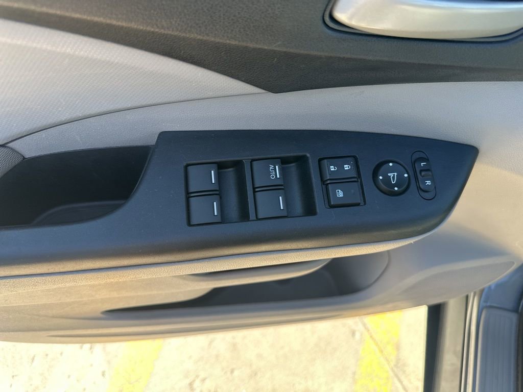 Used 2014 Honda CR-V LX image 12