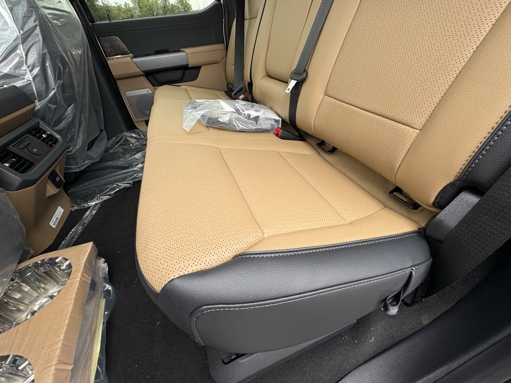 New 2026 Ford F350 Lariat w/ Lariat Premium Package image 25