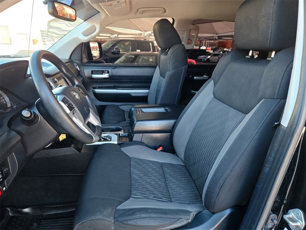 Used 2017 Toyota Tundra SR5 image 25