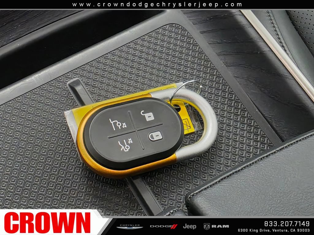 Used 2024 Rivian R1S Adventure AWD/4WD image 36